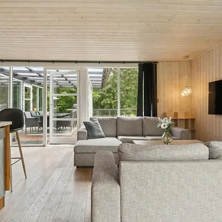 Feriehus Lovely In Beautiful Surroundings, Near Mols Bjerge And - 4 Bedrooms Ebeltoft